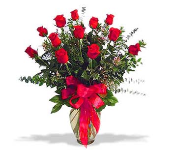 çiçek siparisi 11 adet kirmizi gül cam vazo  Siirt ucuz çiçek gönder 
