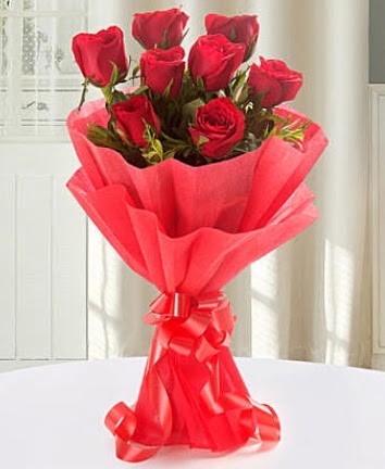 9 adet kırmızı gülden modern buket  Siirt çiçek online çiçek siparişi 