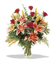  Siirt online çiçek gönderme sipariş  Pembe Lilyum ve Gül